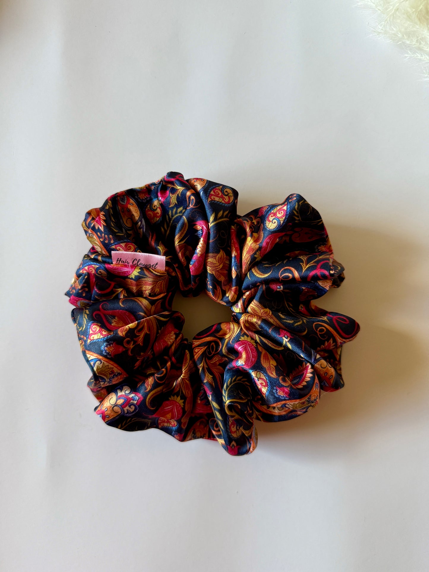 Royal Paisley - XL fluffy Satin Scrunchie