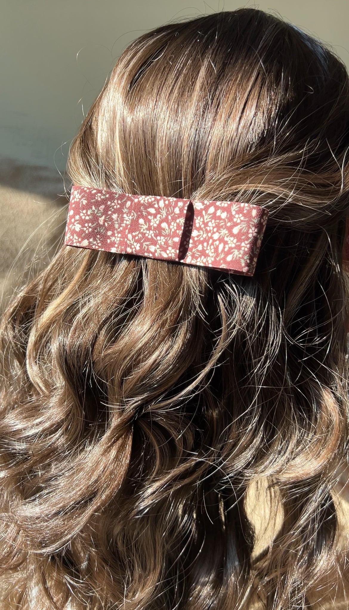 Dahlia Barrette Clip